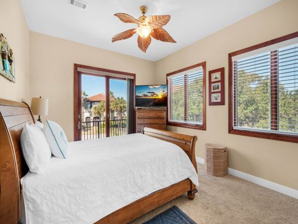 Beautiful Vacation Rental in Pensacola Beach