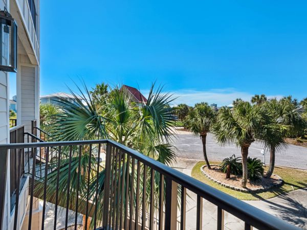 Beautiful Vacation Rental in Pensacola Beach