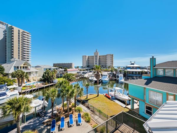 Beautiful Vacation Rental in Pensacola Beach