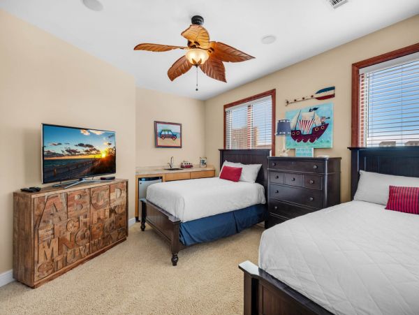 Beautiful Vacation Rental in Pensacola Beach
