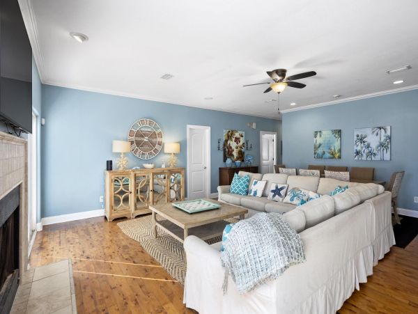 Five Bedroom Vacation Rental in Pensacola Beach
