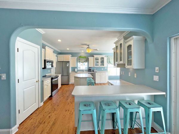 Five Bedroom Vacation Rental in Pensacola Beach
