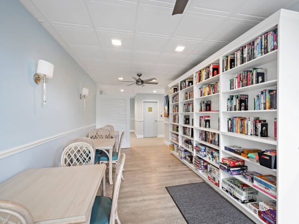 Marco Island Vacation Rental: Beachfront Luxury Awaits