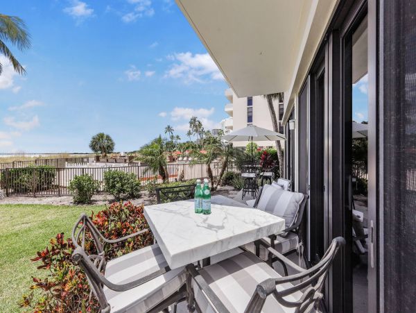 Marco Island Vacation Rental: Beachfront Luxury Awaits