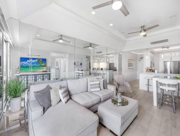 Marco Island Vacation Rental: Beachfront Luxury Awaits