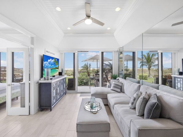 Marco Island Vacation Rental: Beachfront Luxury Awaits