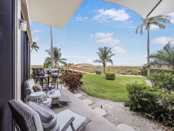 Marco Island Vacation Rental: Beachfront Luxury Awaits