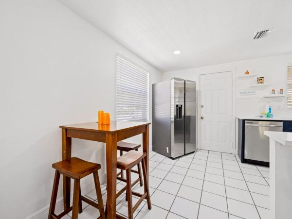 Lovely Duplex with 2 Bedrooms in Sarasota