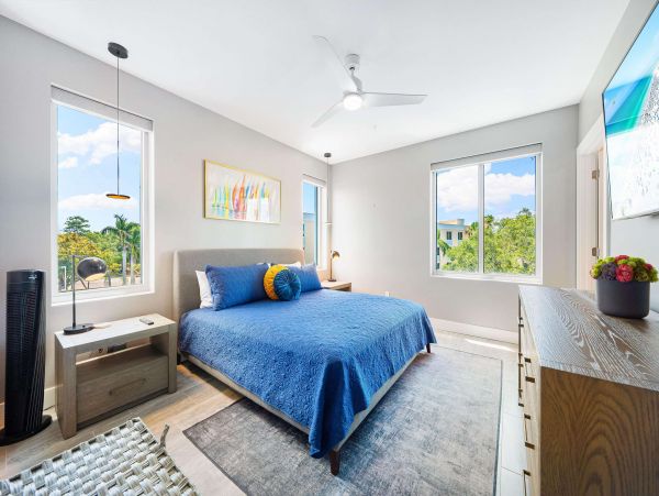 Waterfront Luxury Sarasota Condo with Gulf Access