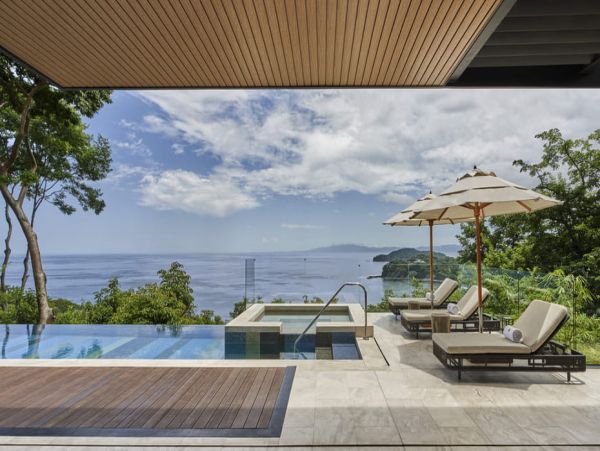 Exclusive Papagayo Vacation Rental: Ocean Views & Luxury Stay