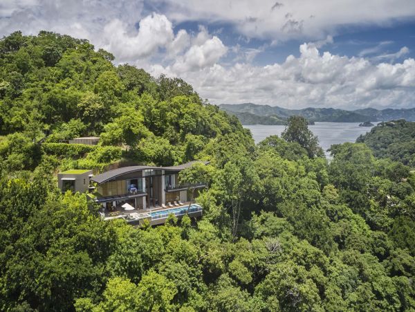 Guanacaste Luxury Villa: Stunning Views & Private Chef