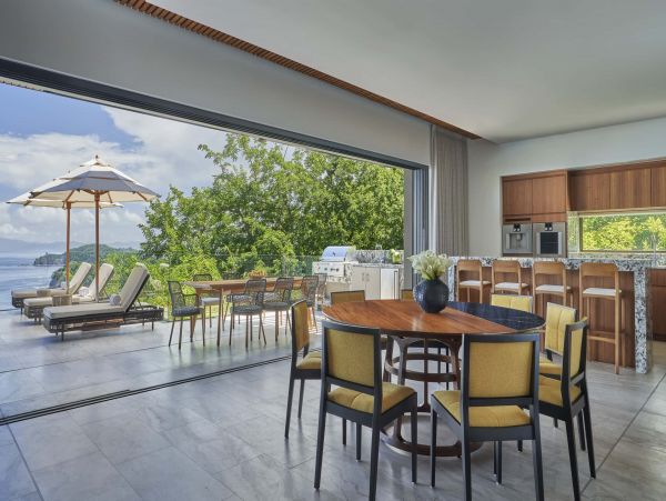 Guanacaste Luxury Villa: Stunning Views & Private Chef