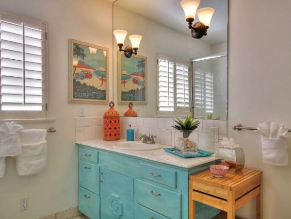 Santa Barbara Vacation Rental: Luxury Stay with Steps to Beach