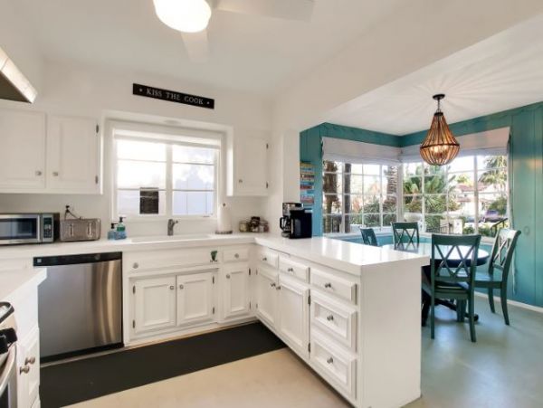 Santa Barbara Vacation Rental: Luxury Stay with Steps to Beach