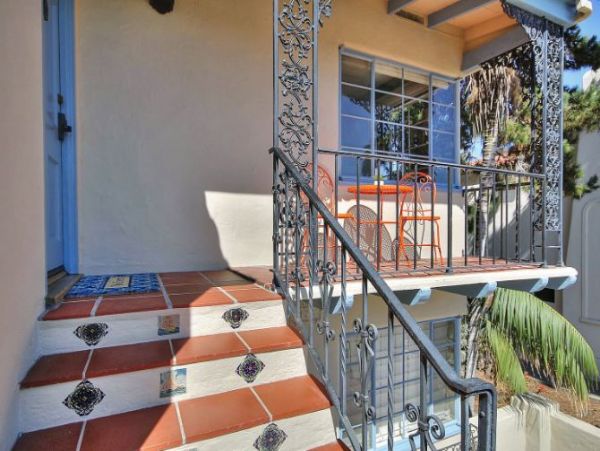 Santa Barbara Vacation Rental: Luxury Stay with Steps to Beach