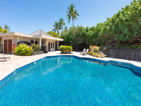 Elegant Waimea Condo with Mountain & Ocean Access