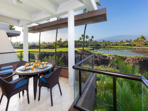 Elegant Waimea Condo with Mountain & Ocean Access