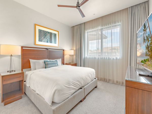 Stunning Six Bedroom Vacation Rental in Captivating Kaanapali