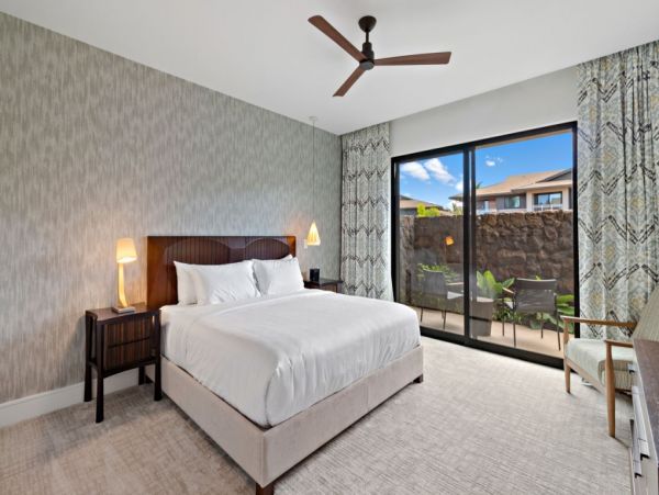 Stunning Six Bedroom Vacation Rental in Captivating Kaanapali