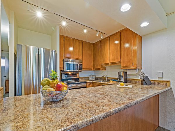 Beautiful Vacation Rental One Bedroom & Ocean Views