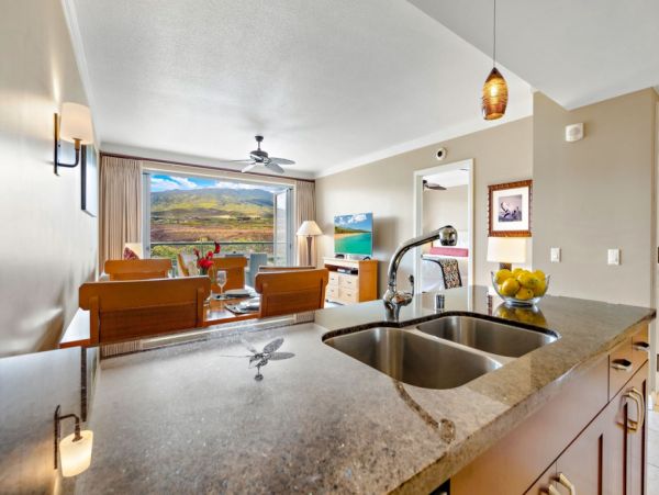 Kaanapali Deluxe Residences with Ocean & Mountain Views