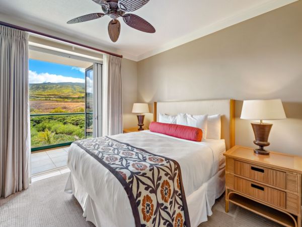 Kaanapali Deluxe Residences with Ocean & Mountain Views