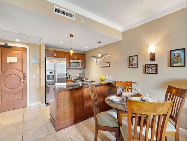Kaanapali Deluxe Residences with Ocean & Mountain Views
