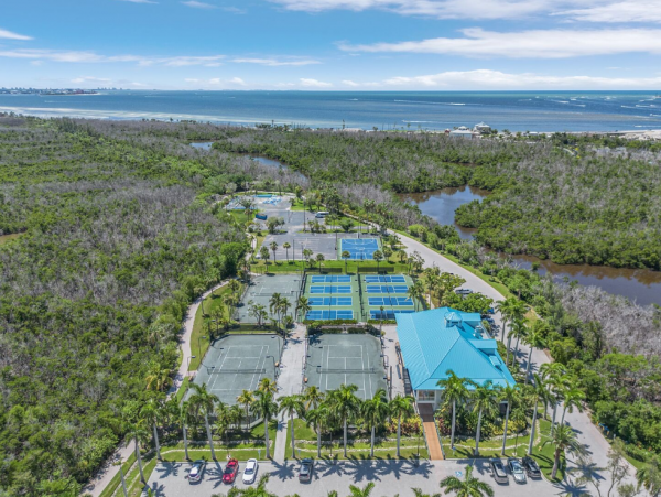 Luxury Fort Myers Penthouse with Gulf Views & Beach Access