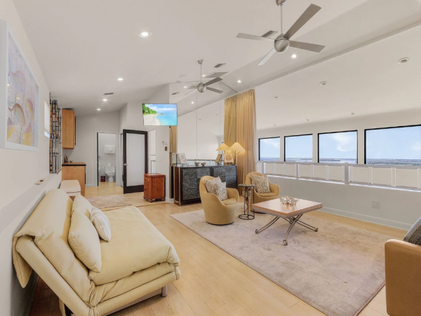 Luxury Fort Myers Penthouse with Gulf Views & Beach Access