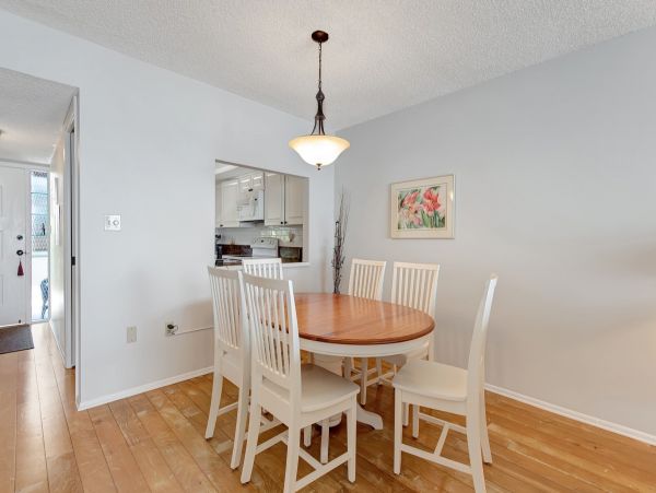 Bayfront Vacation Condo with 2 Bedrooms in Holmes Beach