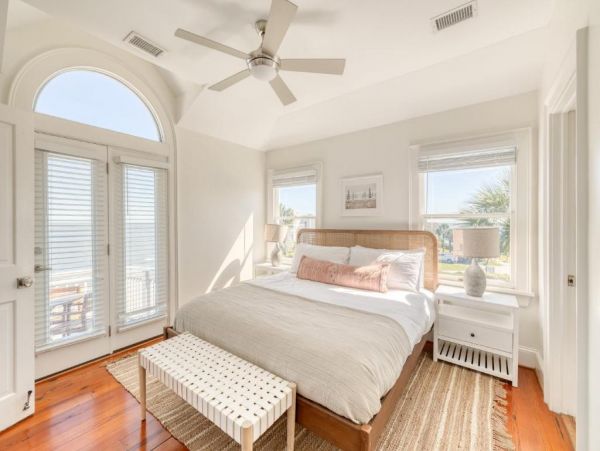 Top Vacation Rental on Sullivan’s Island: Beachfront Bliss