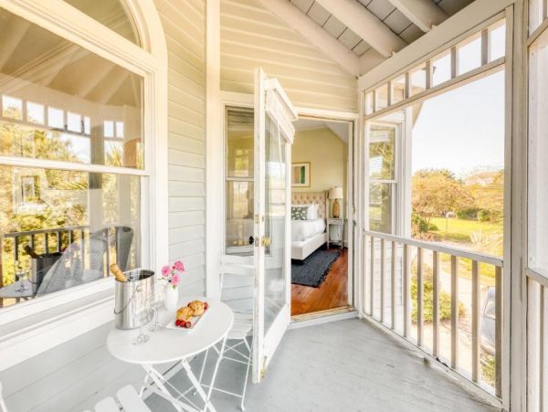 Top Vacation Rental on Sullivan’s Island: Beachfront Bliss