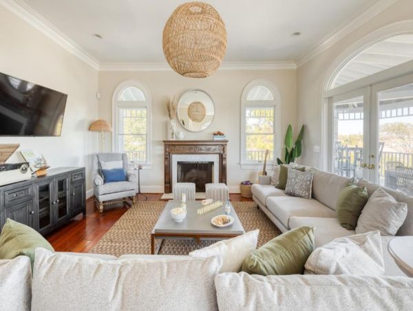 Top Vacation Rental on Sullivan’s Island: Beachfront Bliss