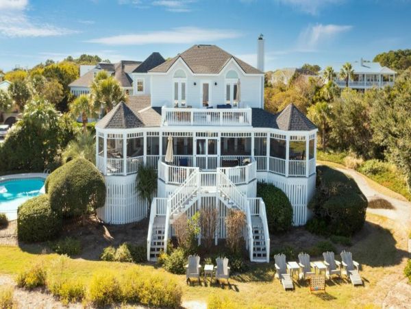 Top Vacation Rental on Sullivan’s Island: Beachfront Bliss