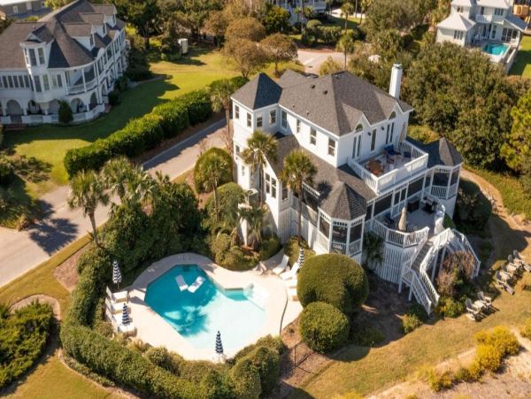 Top Vacation Rental on Sullivan’s Island: Beachfront Bliss