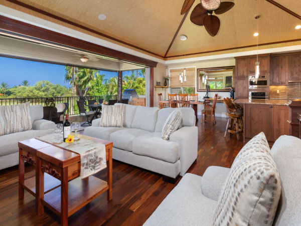 Beautiful Four Bedroom Family Home with Private Pool