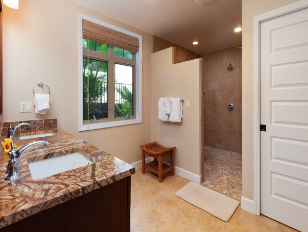 Beautiful Four Bedroom Family Home with Private Pool