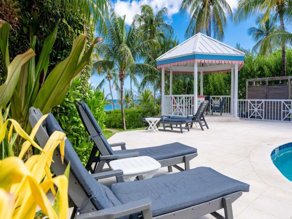 Best Vacation Rental in Cayman Islands Oceanfront