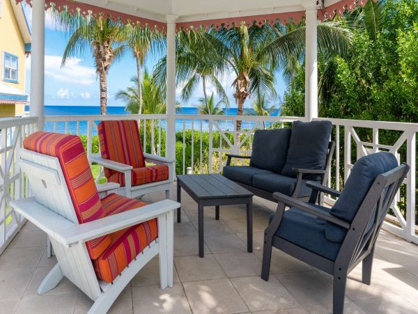 Best Vacation Rental in Cayman Islands Oceanfront