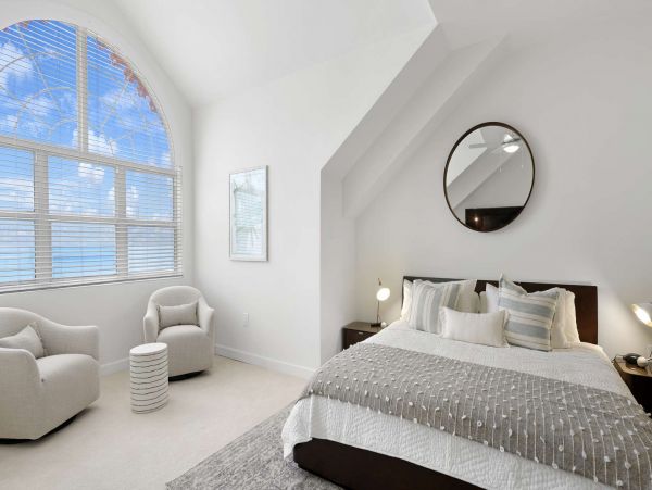 Best Vacation Rental in Cayman Islands Oceanfront