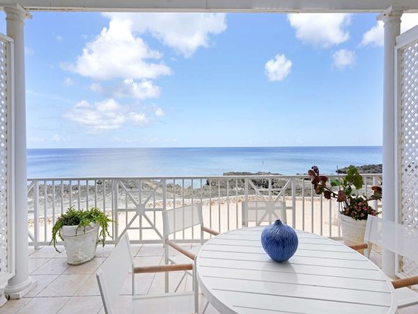 Best Vacation Rental in Cayman Islands Oceanfront
