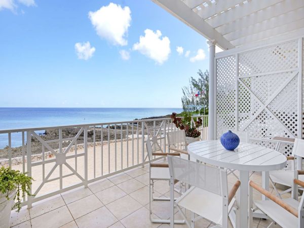 Best Vacation Rental in Cayman Islands Oceanfront