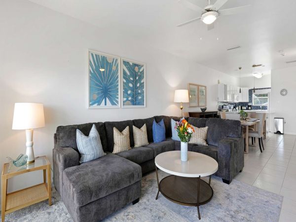 Best Vacation Rental in Cayman Islands Oceanfront