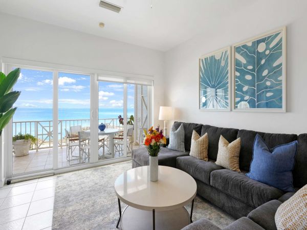 Best Vacation Rental in Cayman Islands Oceanfront