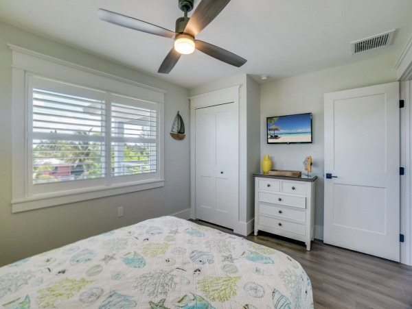 Chic New 7 Bedroom Beach Home