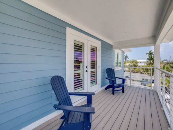 Chic New 7 Bedroom Beach Home