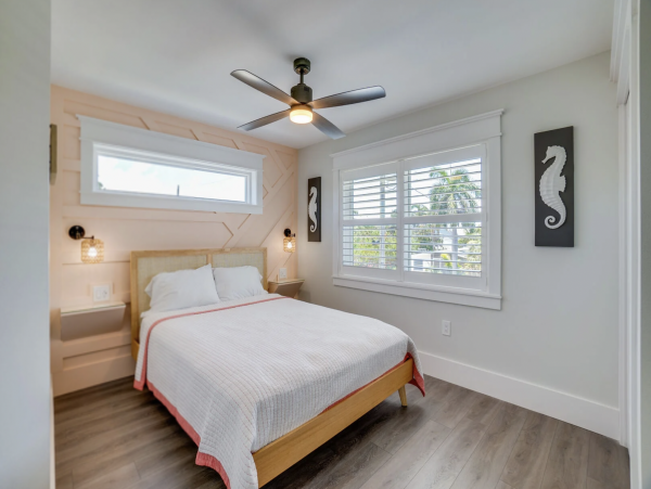 Chic New 7 Bedroom Beach Home