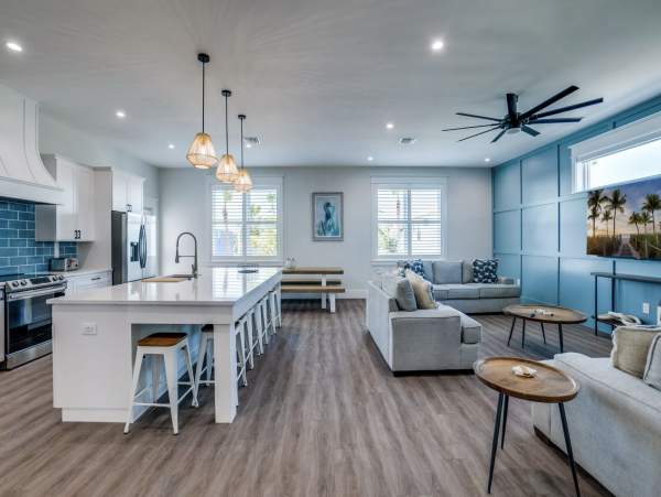 Chic New 7 Bedroom Beach Home