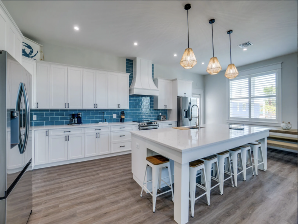 Chic New 7 Bedroom Beach Home