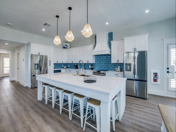 Chic New 7 Bedroom Beach Home